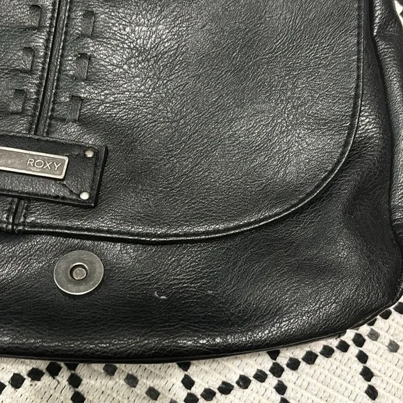 Two Roxy purses - Picture 8 of 11